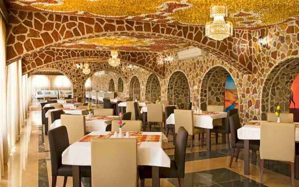 Mahadha Hotel Wādiyayn Buitenkant foto