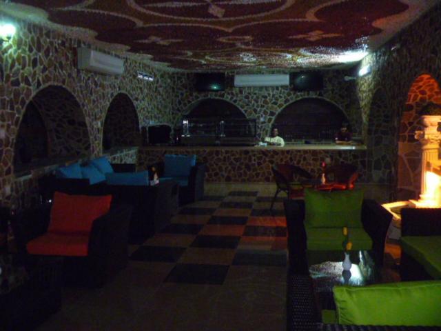Mahadha Hotel Wādiyayn Buitenkant foto